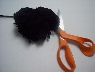 How to make a pompon